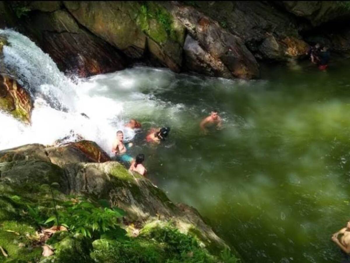 En Pozo Azul, Minca, buscan a un alemán desaparecido