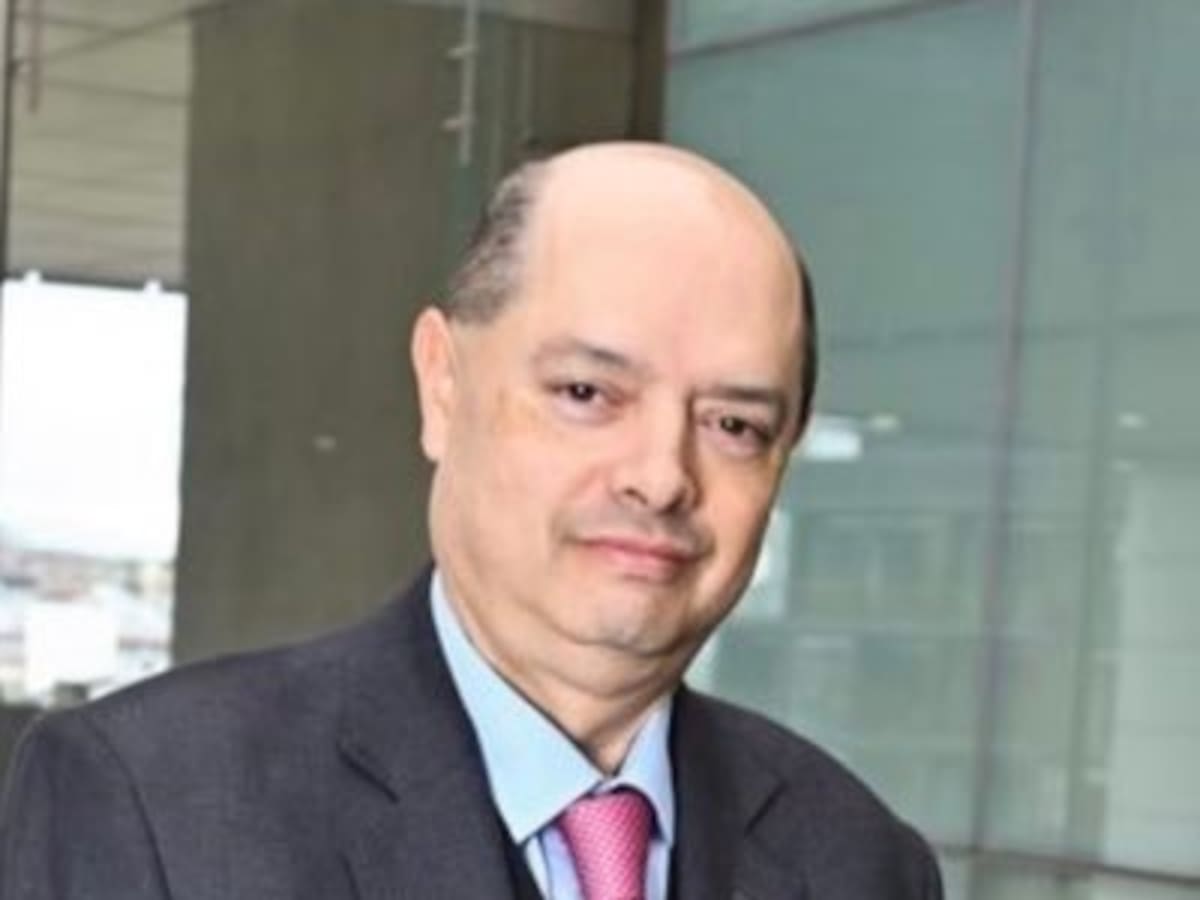 Enrique Vargas Lleras denunció al MinSalud y pide que no pueda salir del país por “riesgo de fuga”