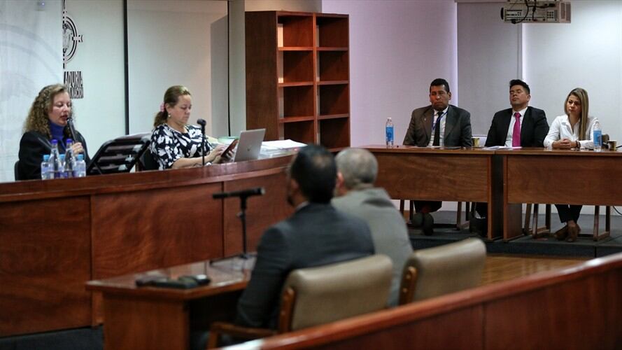 Despúes de 9 intentos la Fiscalía imputó cargos a la cabeza de Fedco, Leo Eisenband, por el escándalo del desfalco a la DNE.. Foto: Colprensa