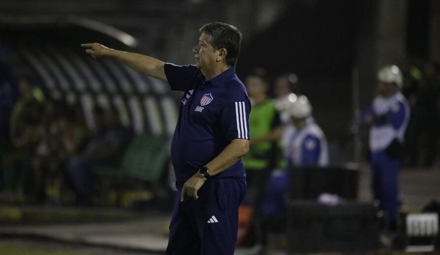 Hernán Darío 'Bolillo' Gómez deja de ser entrenador del Junior / Foto: Colprensa