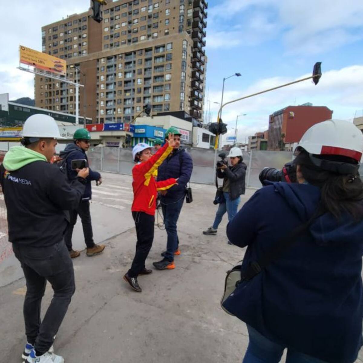 Claudia López en entrevista: "A la derecha solo en la vía, no en la vida"