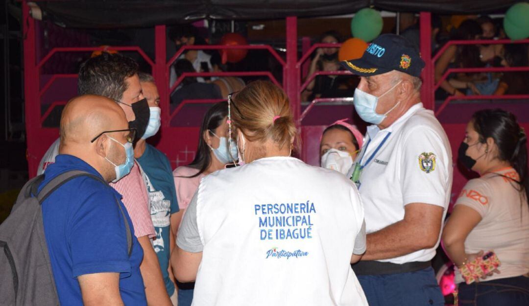 Controles a chivas rumberas en Ibagué