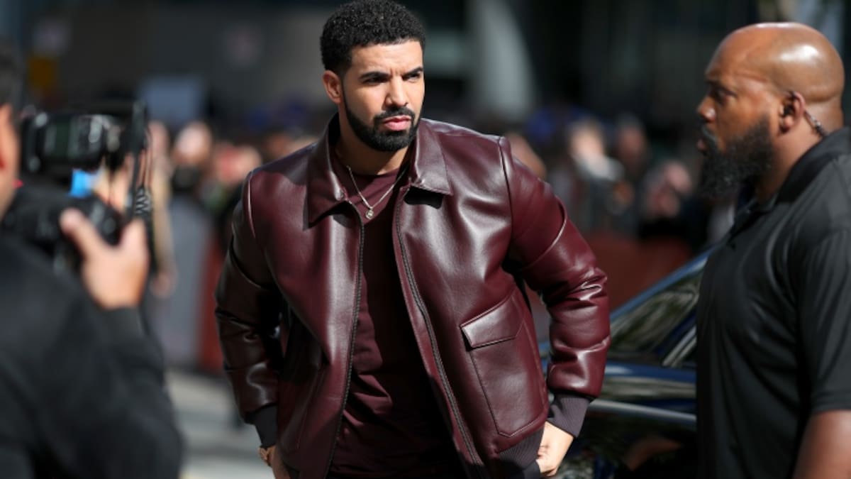 "Extorsión y fraude", Drake arremete contra mujer que lo acusó de violación