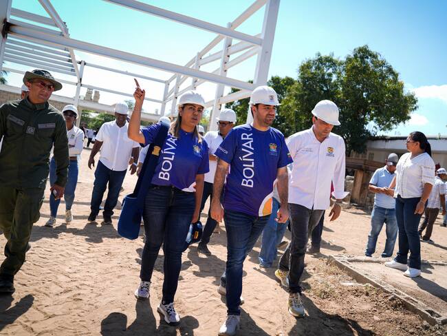 Gobernador Yamil Arana supervisa obras en tres municipios de Bolívar
