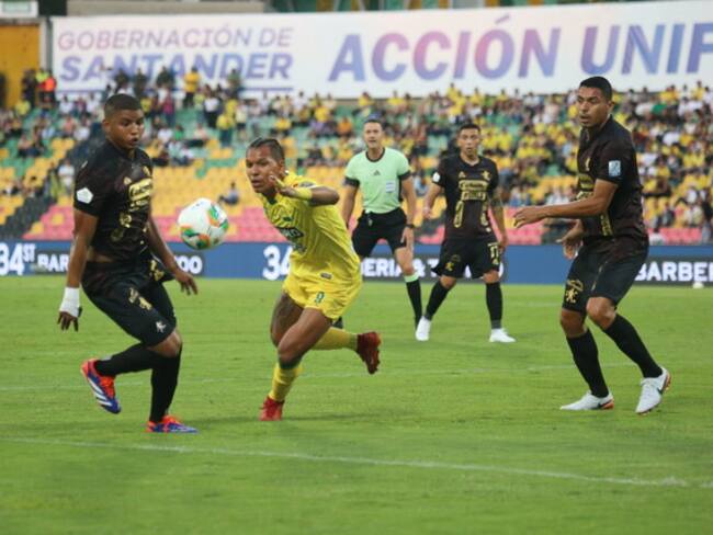 Atlético Bucaramanga vs. América de Cali. (Colprensa-Jaime Moreno)