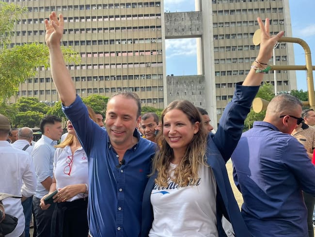 Diana Rojas declinó su candidatura a la alcaldía y se suma a la campaña de Alejandro Eder