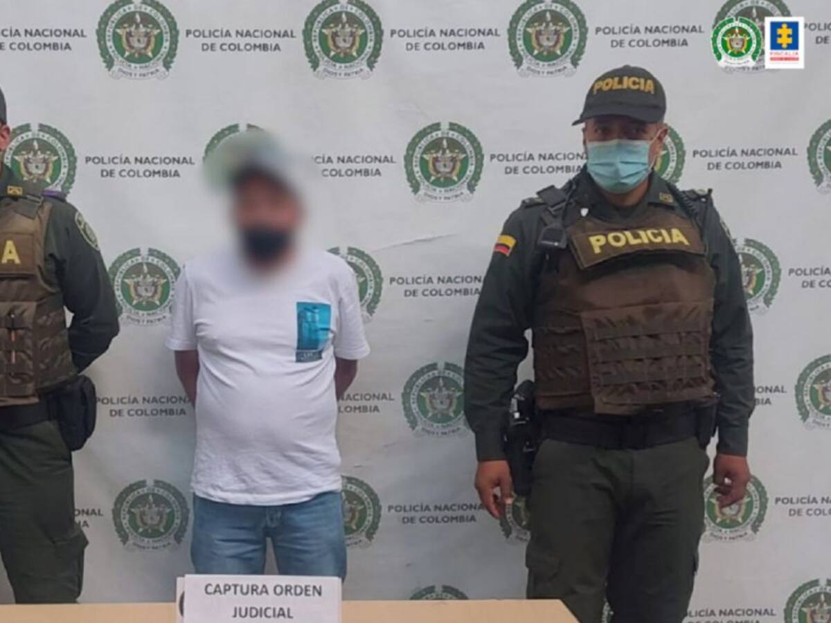 Taxista habría abusado de una menor dentro del vehículo en Medellín