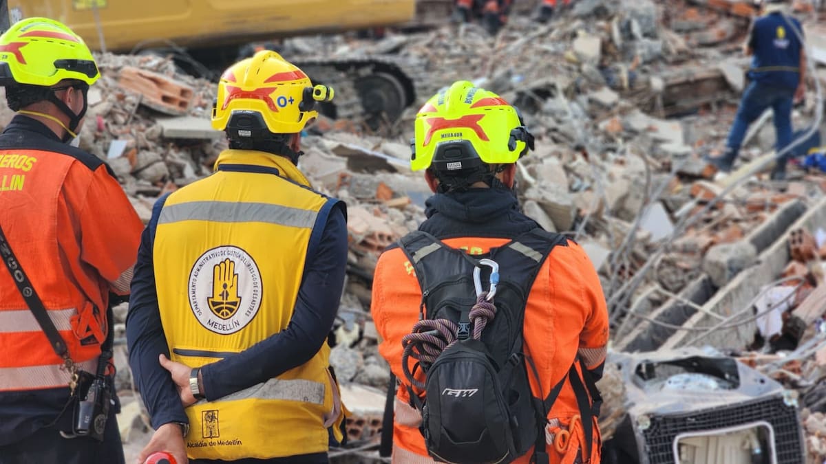 Pereira mantiene la búsqueda de desaparecidos mientras avanza el restablecimiento de servicios