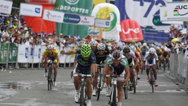 El ecuatoriano Byron Guamá ganó la octava etapa de la Vuelta a Colombia