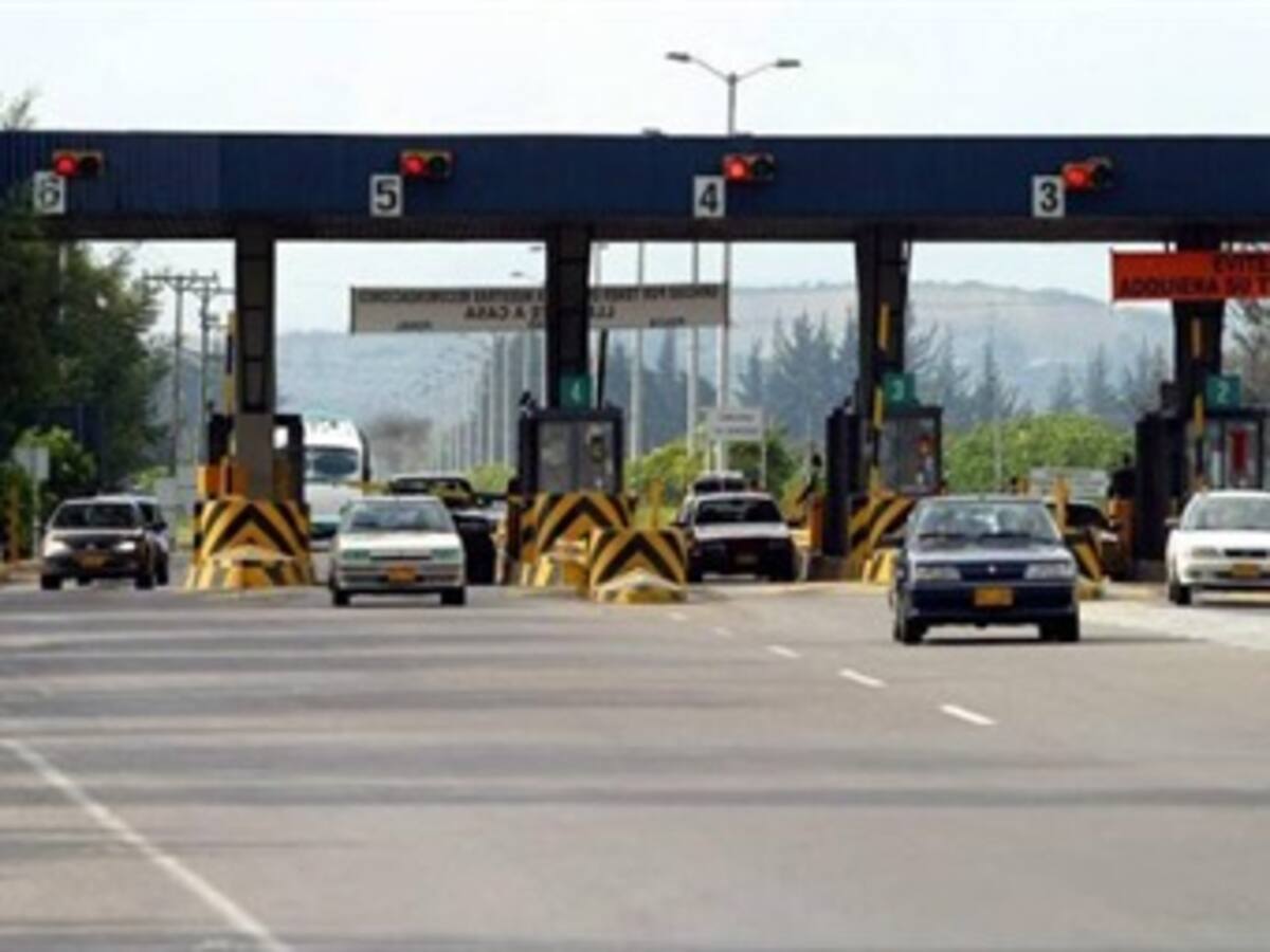 Los peajes se convirtieron en "cuellos de botella" en carreteras de Santander