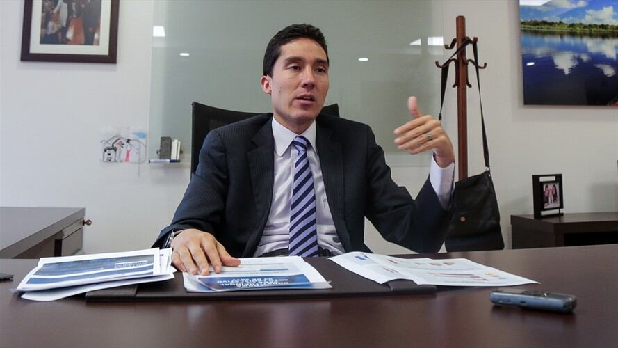 Se debe hacer un debate profundo e informado para que tenga un resultado positivo: director de Fedesarrollo, Luis Fernando Mejía . Foto: Colprensa
