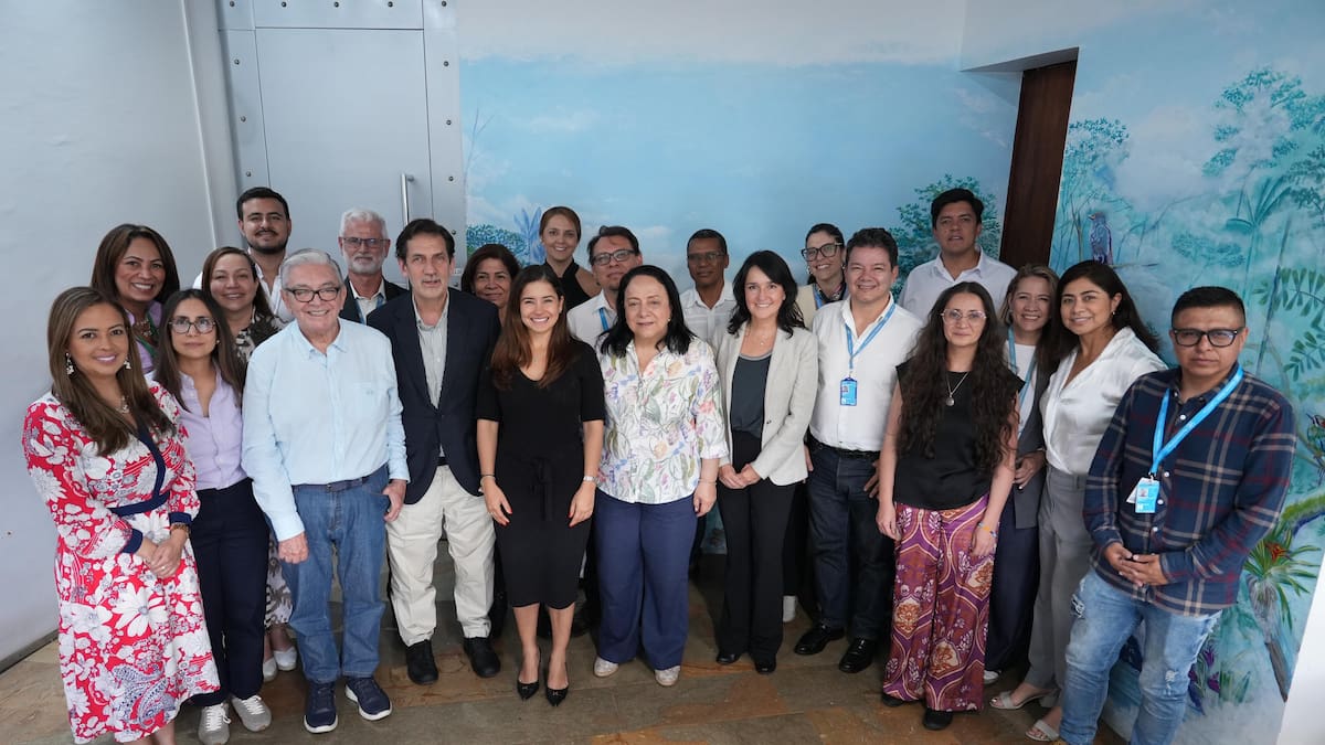 Gobierno y disidencias de ‘Calarcá’ lanzan proyecto de paz en Antioquia: 7 municipios priorizados