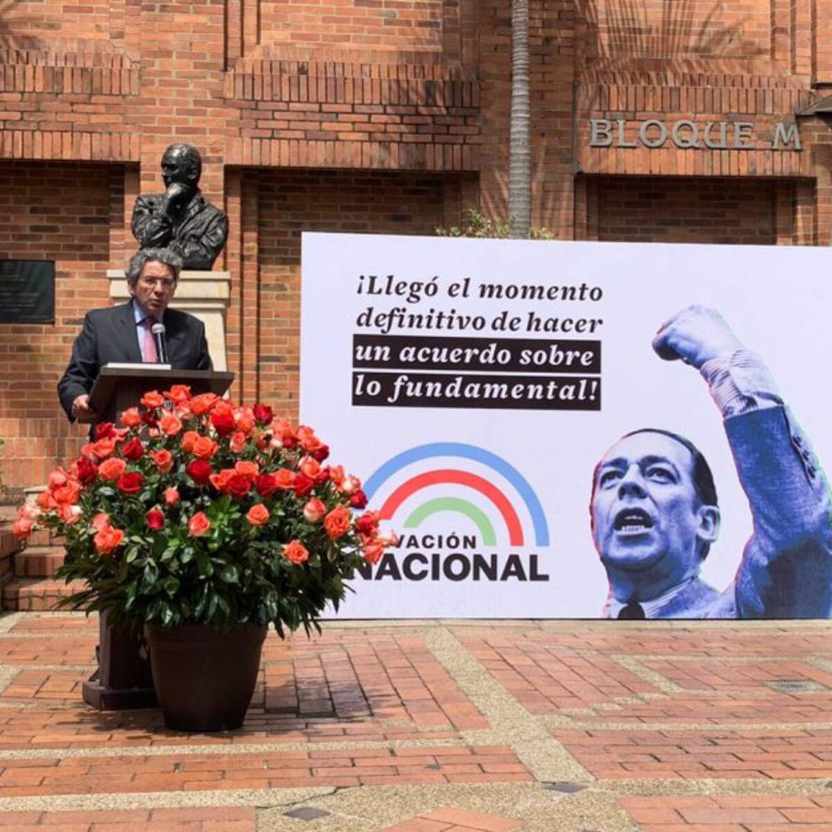 "No podemos seguir huyéndole a la historia": renace Salvación Nacional
