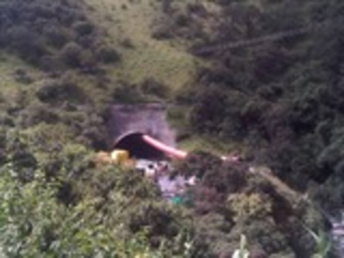 30 por ciento de atraso y sobrecostos por dos billones tienen ocho proyectos viales en Colombia