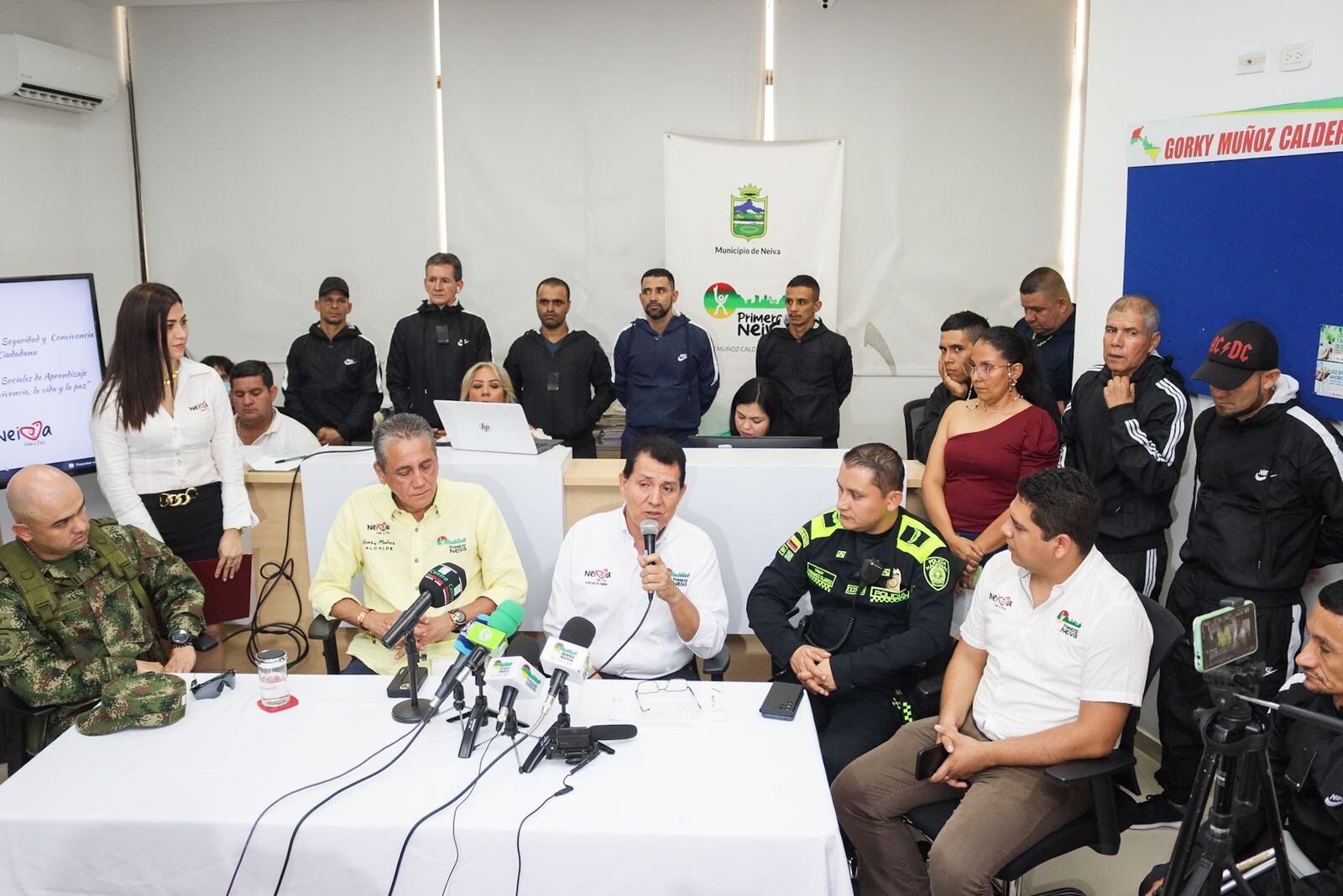 Combatir la inseguridad.