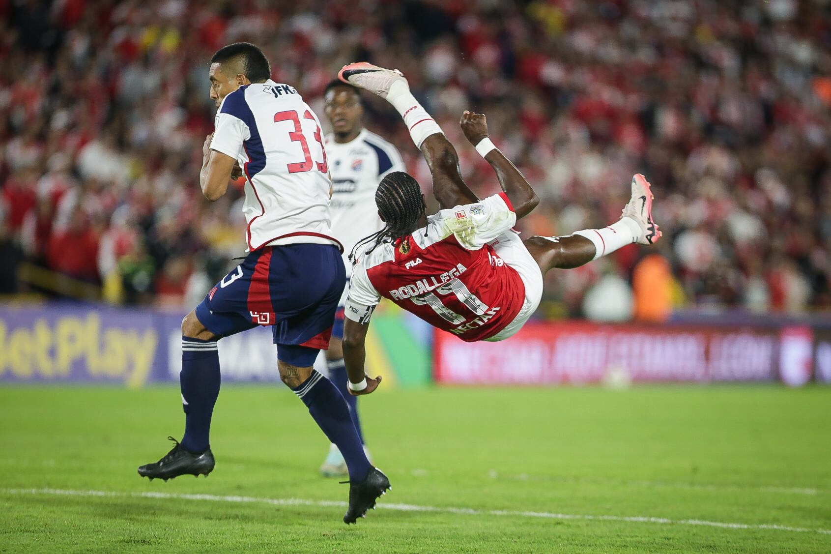 Medellín derrotó a Santa Fe en El Campín durante el juego que ambos equipos disputaron en Bogotá. (Colprensa - Cristian Bayona).