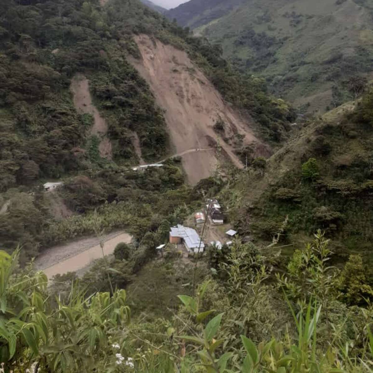 65 municipios antioqueños están en alerta de derrumbes
