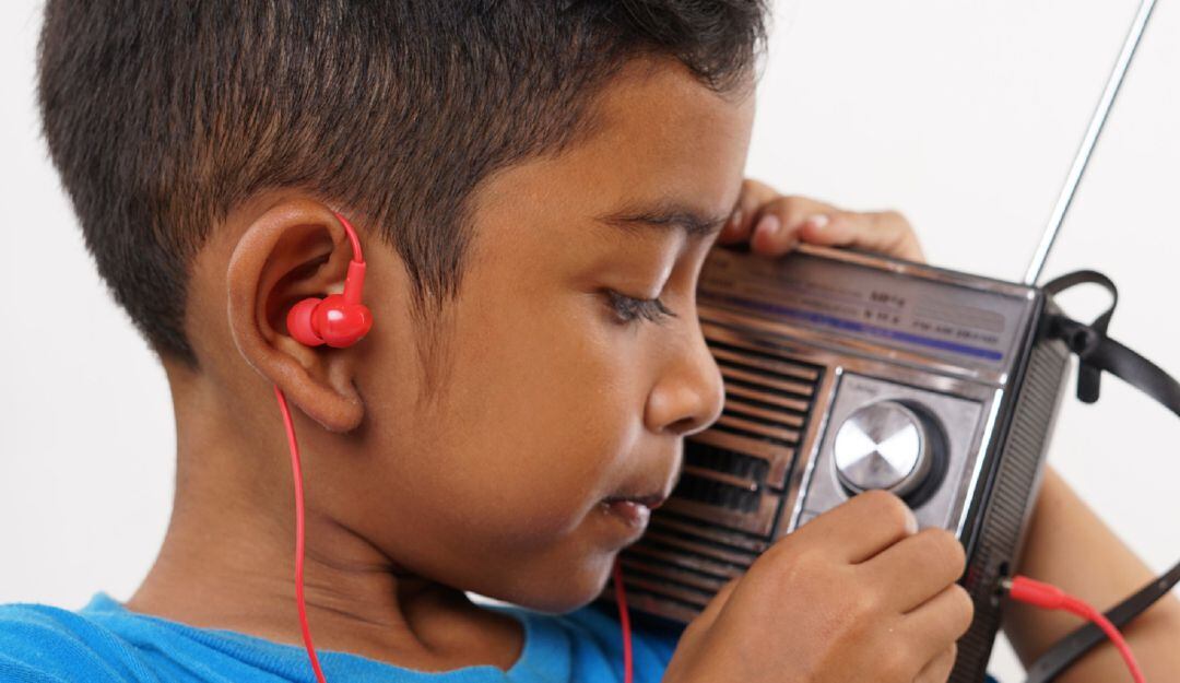 Educación a través de la radio
