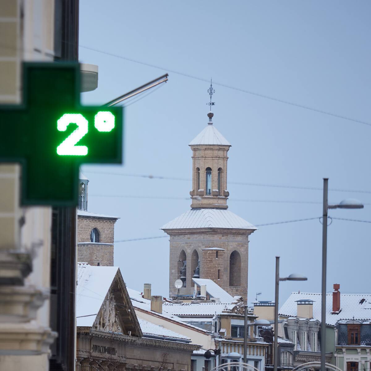 Temporal de frío en Europa causa retrasos en transporte y cierre de escuelas