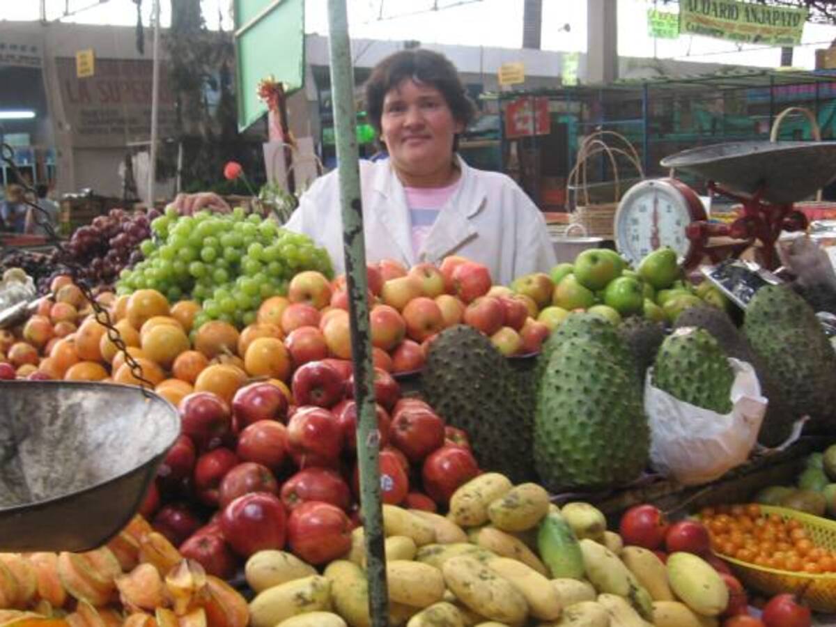Precios de frutas por el cielo, reportan plazas de mercado