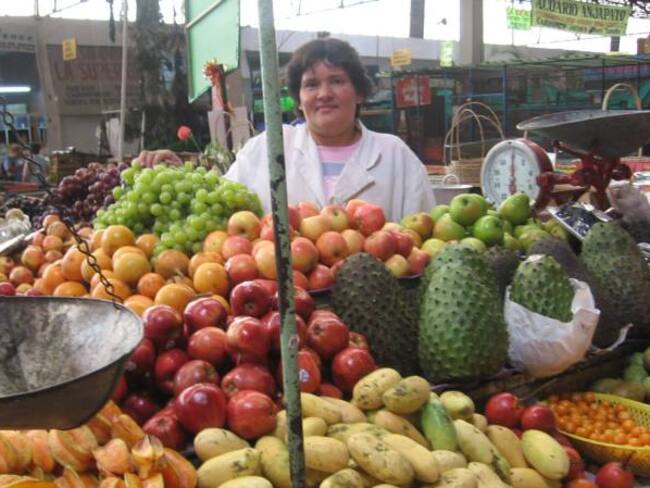 Precios de frutas por el cielo, reportan plazas de mercado