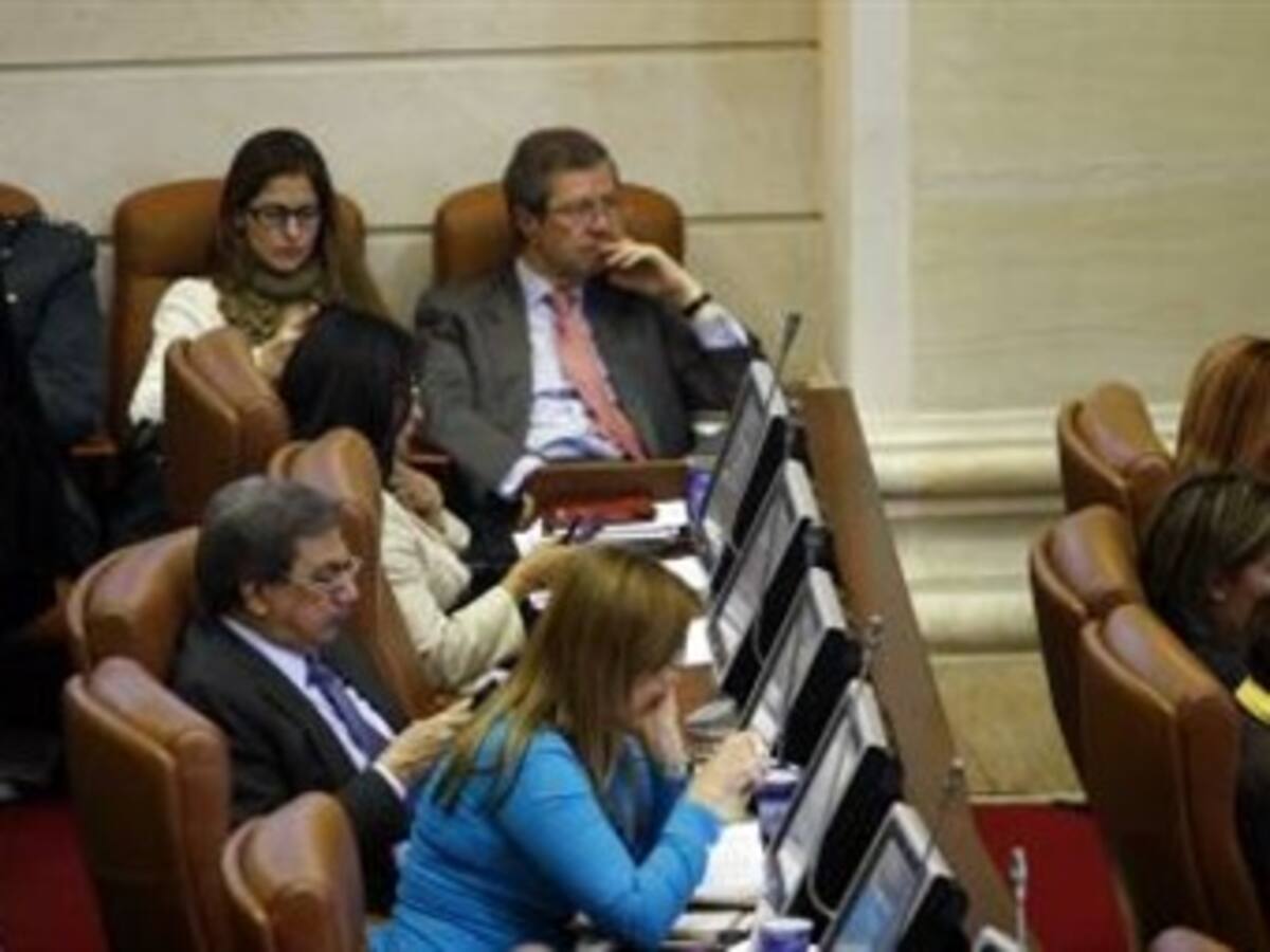 Gobierno y Senado se culpan entre ellos por dilatar el debate de la Reforma a la Salud