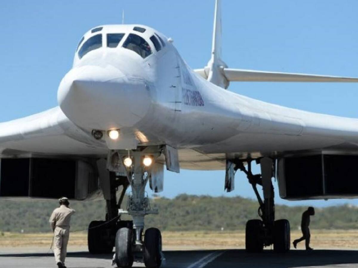 Como una provocación califican en Venezuela aterrizaje de bombarderos rusos