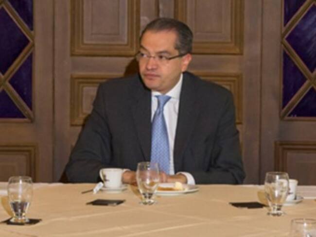 Se debe crear un frente por la paz: Mininterior