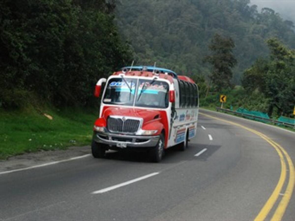 Cerca de 800.000 vehículos entrarán este fin de semana a Bogotá por plan retorno