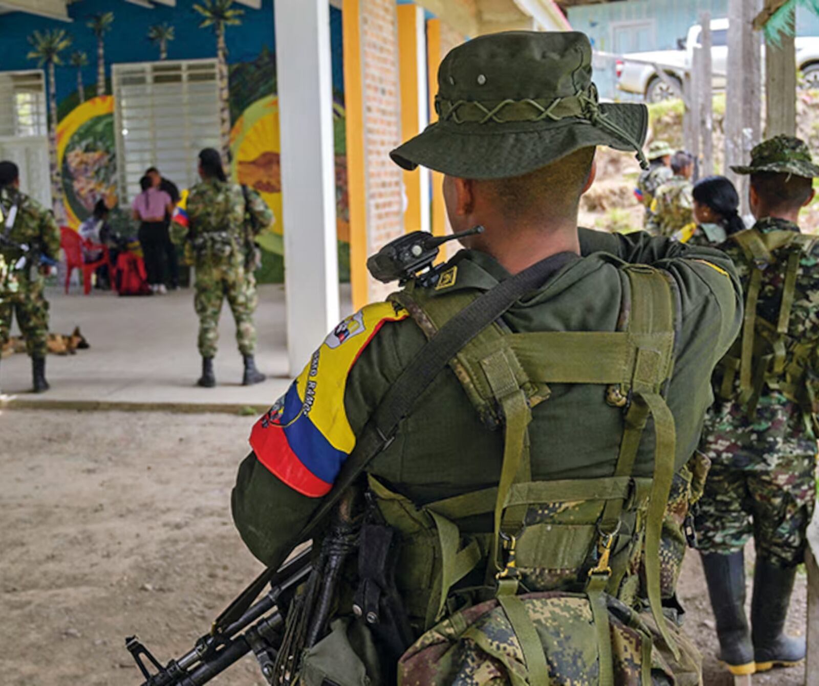 Las disidencias de las extintas FARC - EP, comandadas por alias ´Calarcá Córdoba´ y las estructuras de ´Iván Mordisco´ tendrían posible confrontación armada en 7 departamentos del país.