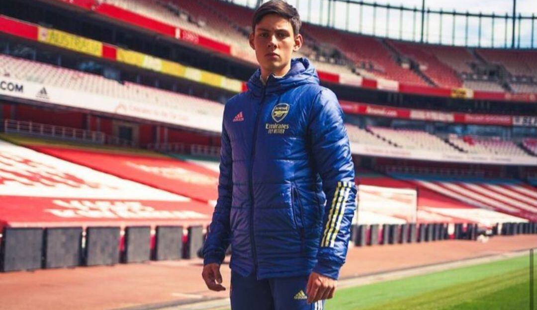 Alexei Rojas en el Arsenal