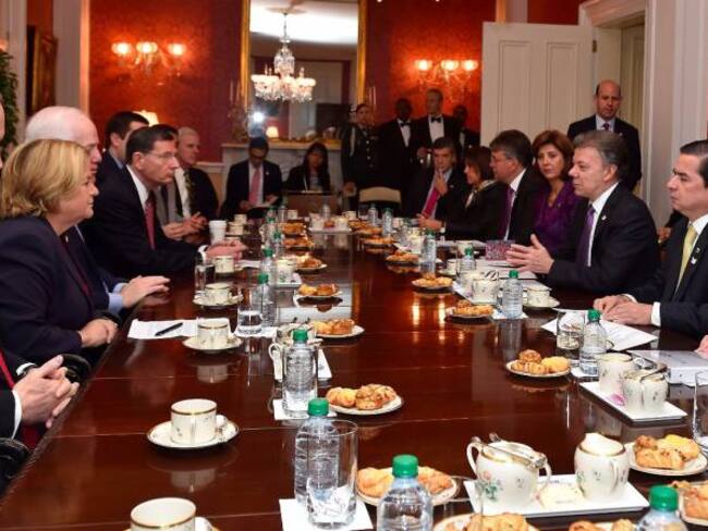 Santos se reunió en EE.UU. con líderes republicanos