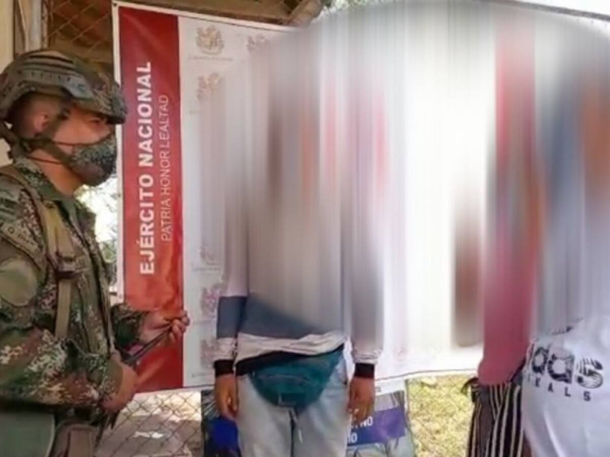 ‘La Negra’ era el terror del norte del Tolima y se entregó al Ejército