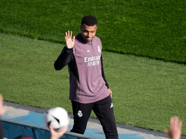 Kylian Mbappé durante una práctica con el Real Madrid. (Photo By Oscar J. Barroso/Europa Press via Getty Images)