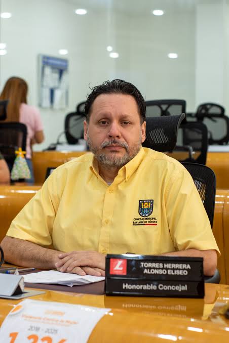 Concejal Alonso Torres llama la atención por ausencia del alcalde en esa corporación / Foto Concejo municipal