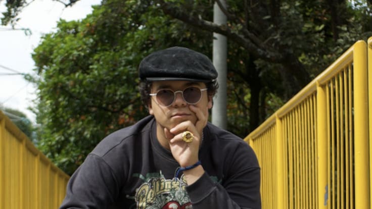 Mikey Mills, el joven rockero que convierte la memoria histórica en canciones