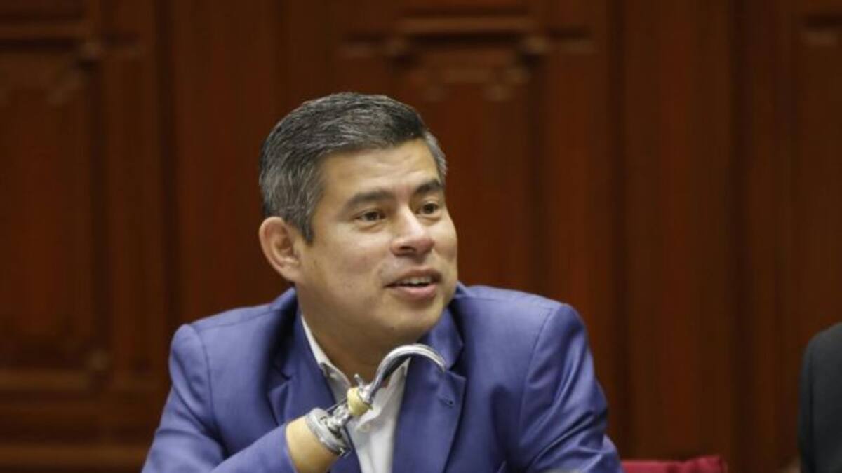 Galarreta descarta fraude electoral en Perú y atribuye fallas a “ineficiencia” en mesas de votación