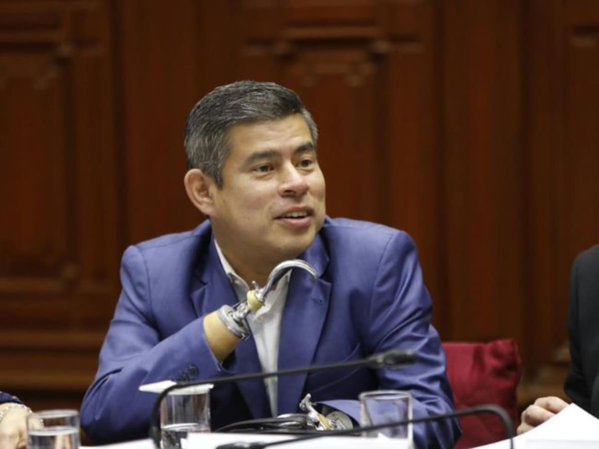 Galarreta descarta fraude electoral en Perú y atribuye fallas a “ineficiencia” en mesas de votación