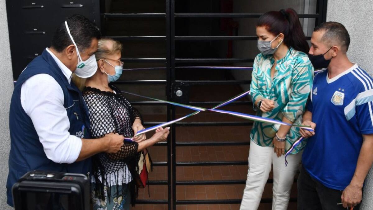 Reubicadas 120 familias de Cali que estaban en zona de alto riesgo