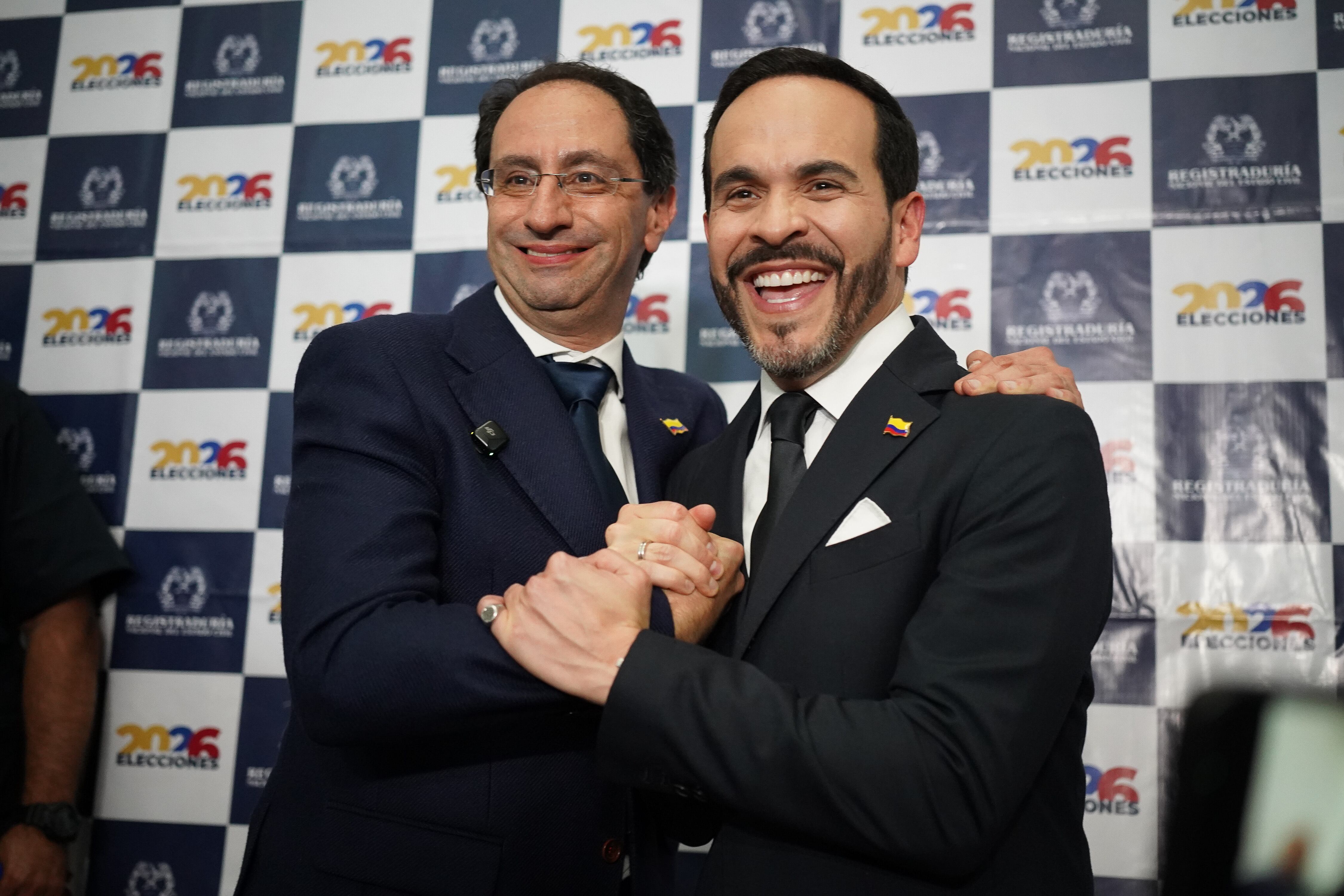 Colombian presidential Candidate Abelardo de la Espriella (R) officializes his campaign for the presidential elections with his running mate Jose Manuel Restrepo (L) in Cali, Colombia on March 13, 2026. (Photo by: Sebastian Marmolejo/Long Visual Press/Universal Images Group via Getty Images)