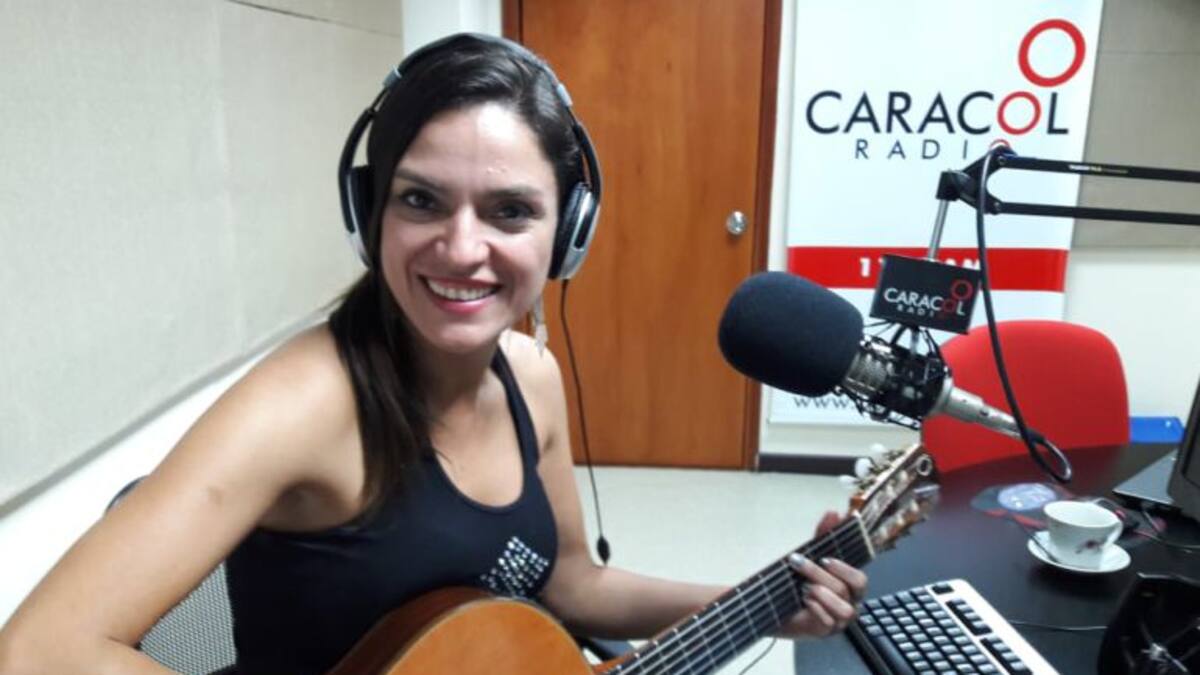 La música ha sido gran parte del motor de mi vida: Cantante quindiana Victoria Sur