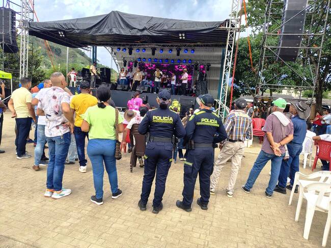 La Policía Nacional dice presente en el festival del Ñame de San Cayetano