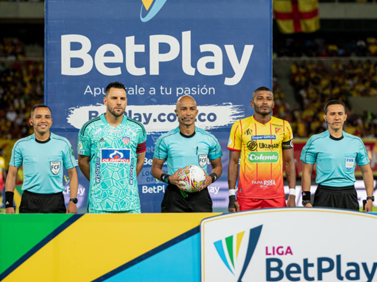 Sebastián Viera y una insólita expulsión en la derrota del Junior ante el Pereira