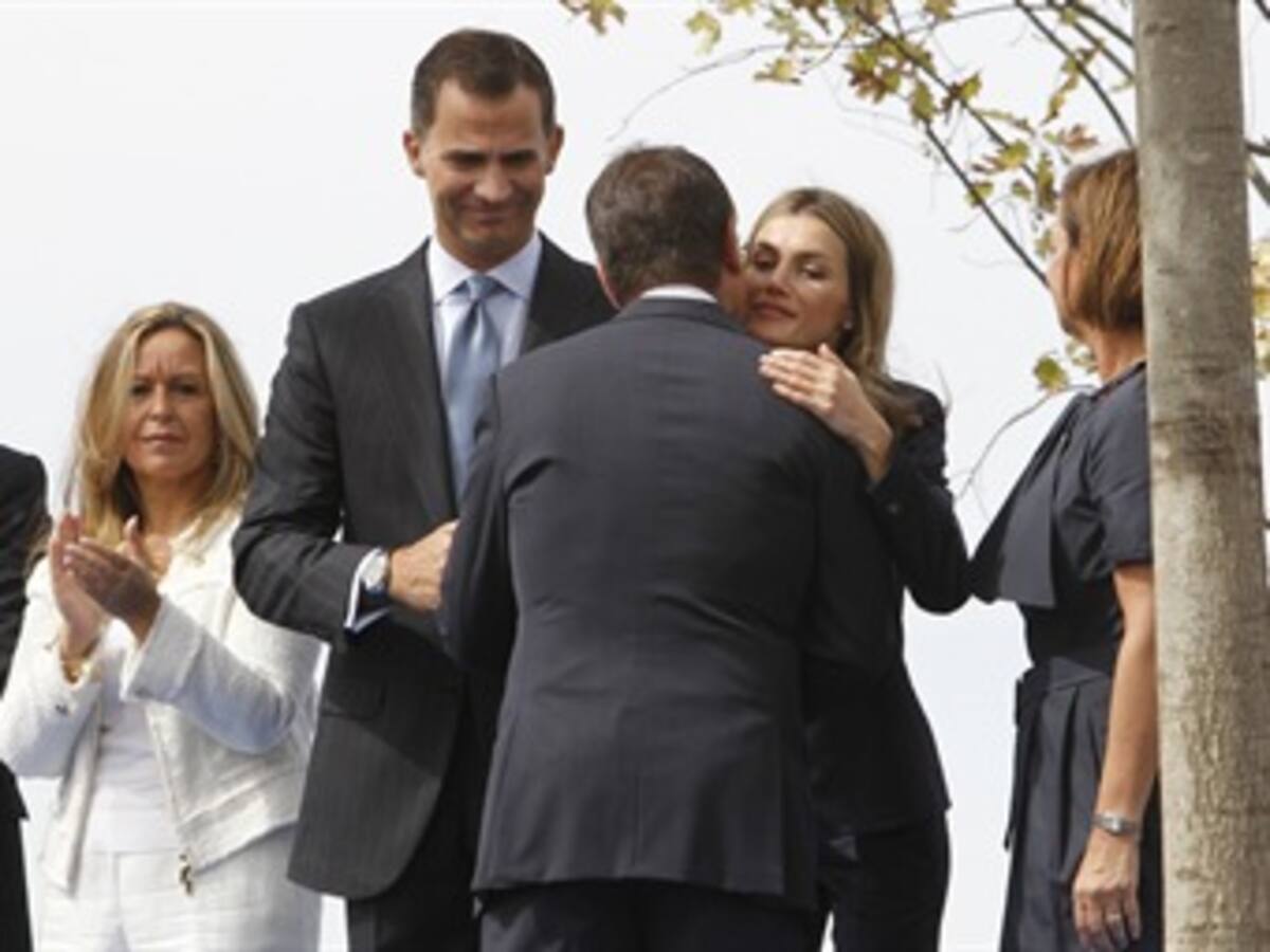 Príncipes Felipe y Letizia inauguran el bosque que recordará en Madrid a las víctimas del 11-S