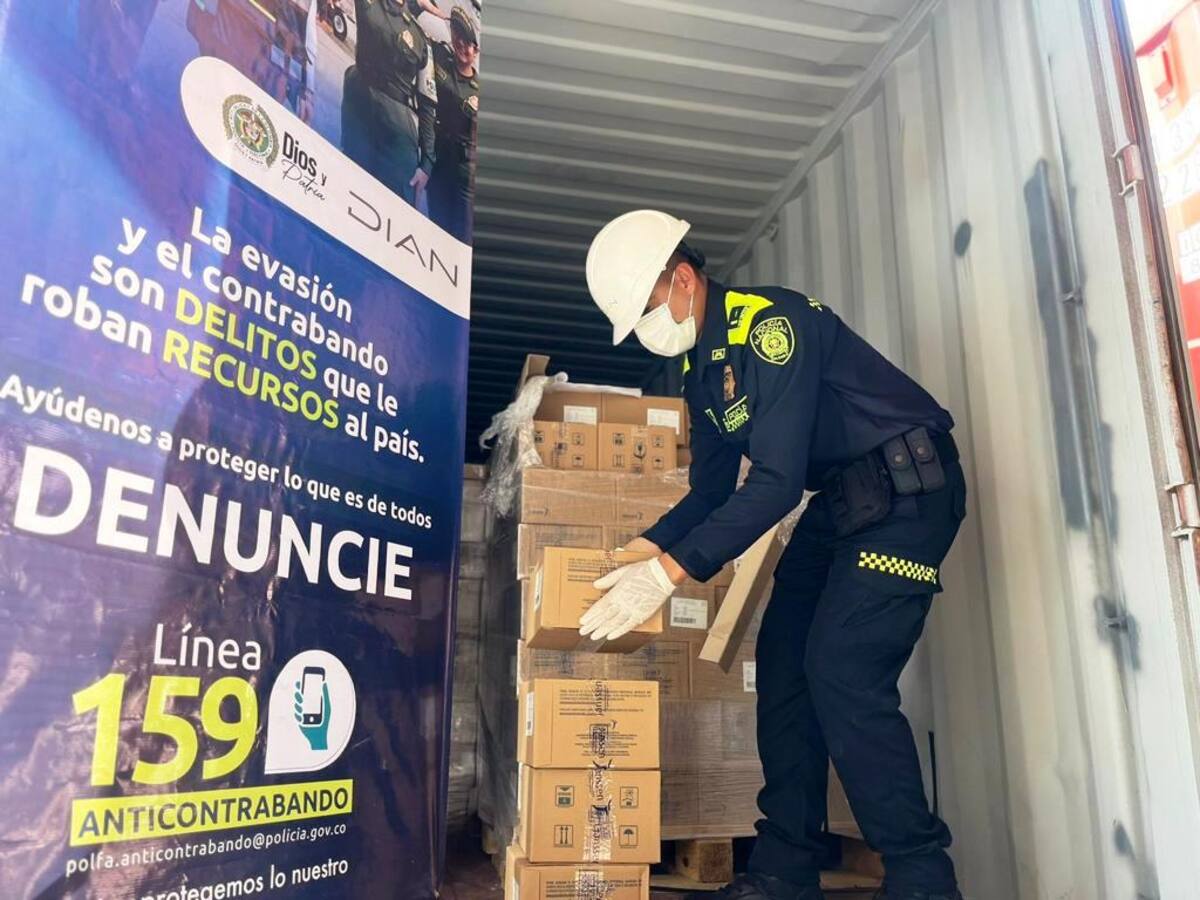 En Cartagena aprehendieron medicamentos de uso tópico transportados en un contenedor