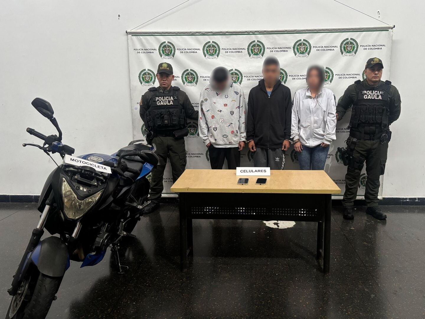 Captura de 3 personas por secuestro en el barrio Guayabal. Foto: Alcaldía Medellín.