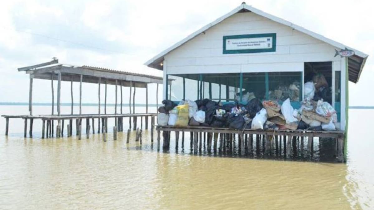 Pueblos de la Ciénaga Grande, inundados de basuras