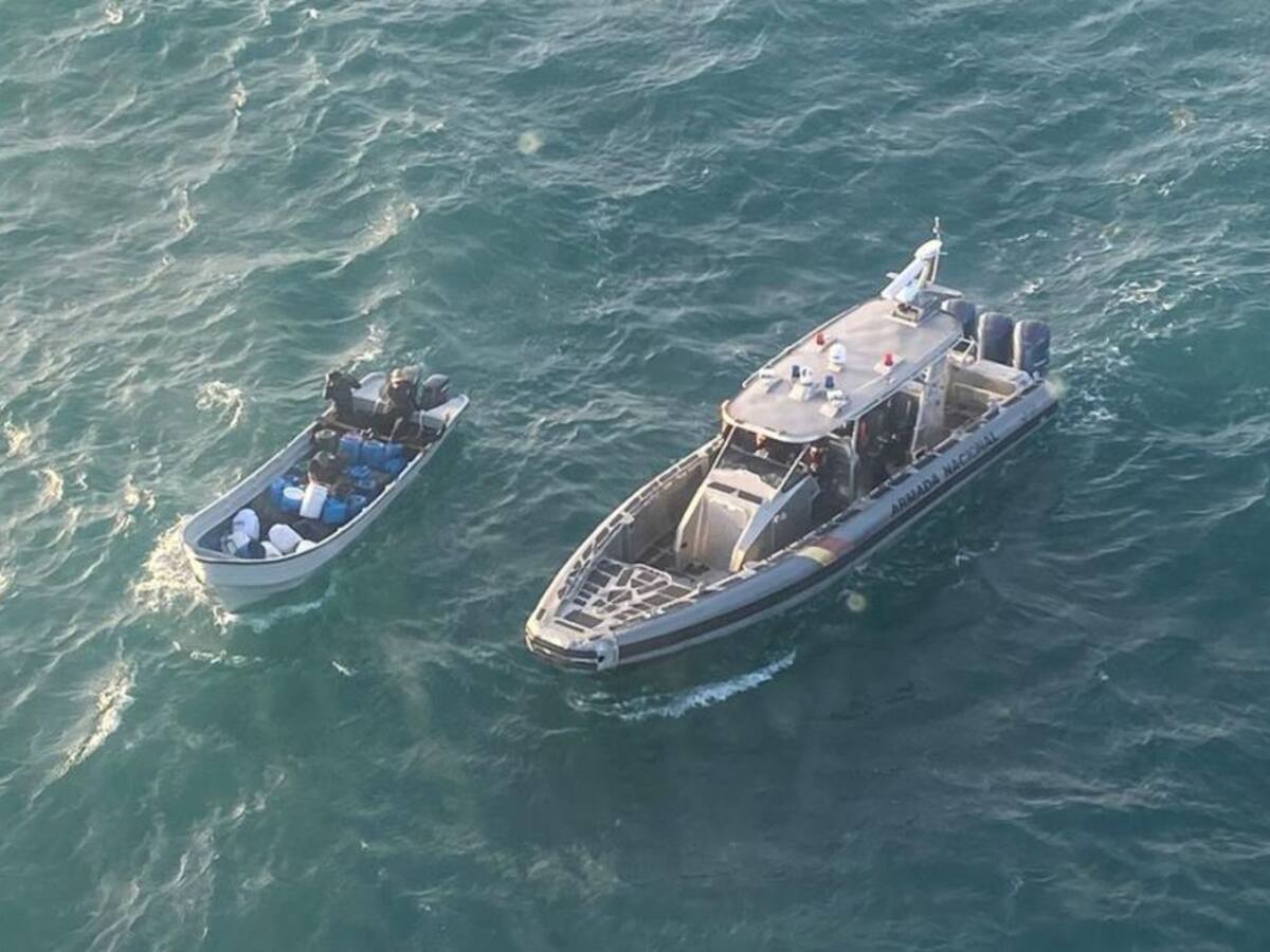 Interceptan lancha con 442 kilogramos de cocaína en Puerto Velero