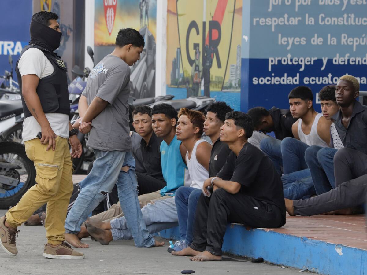 EEUU dice estar dispuesto a trabajar con Ecuador para "lidiar con la violencia"