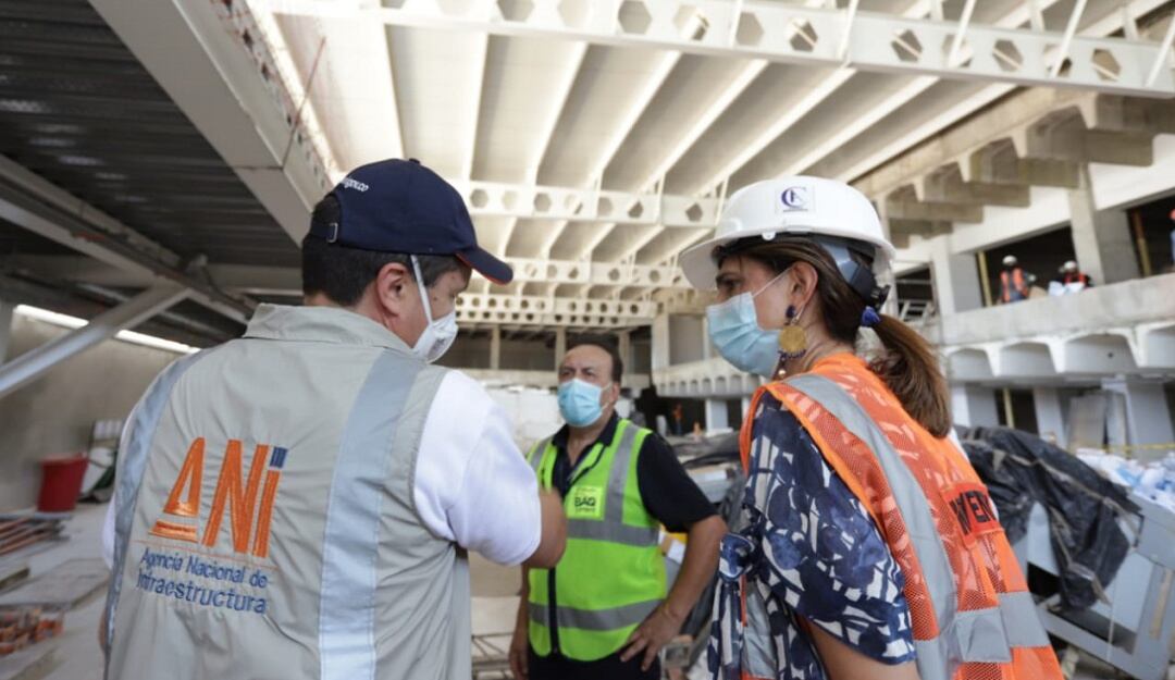 Visita de la Ministra de Transporte al Aeropuerto Ernesto Cortissoz